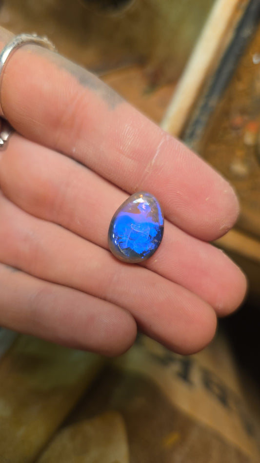 Lightning Ridge Sapphire Blue Opal Cabochon