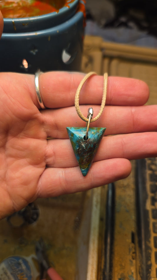 Opalina Triangular Freeform Necklace